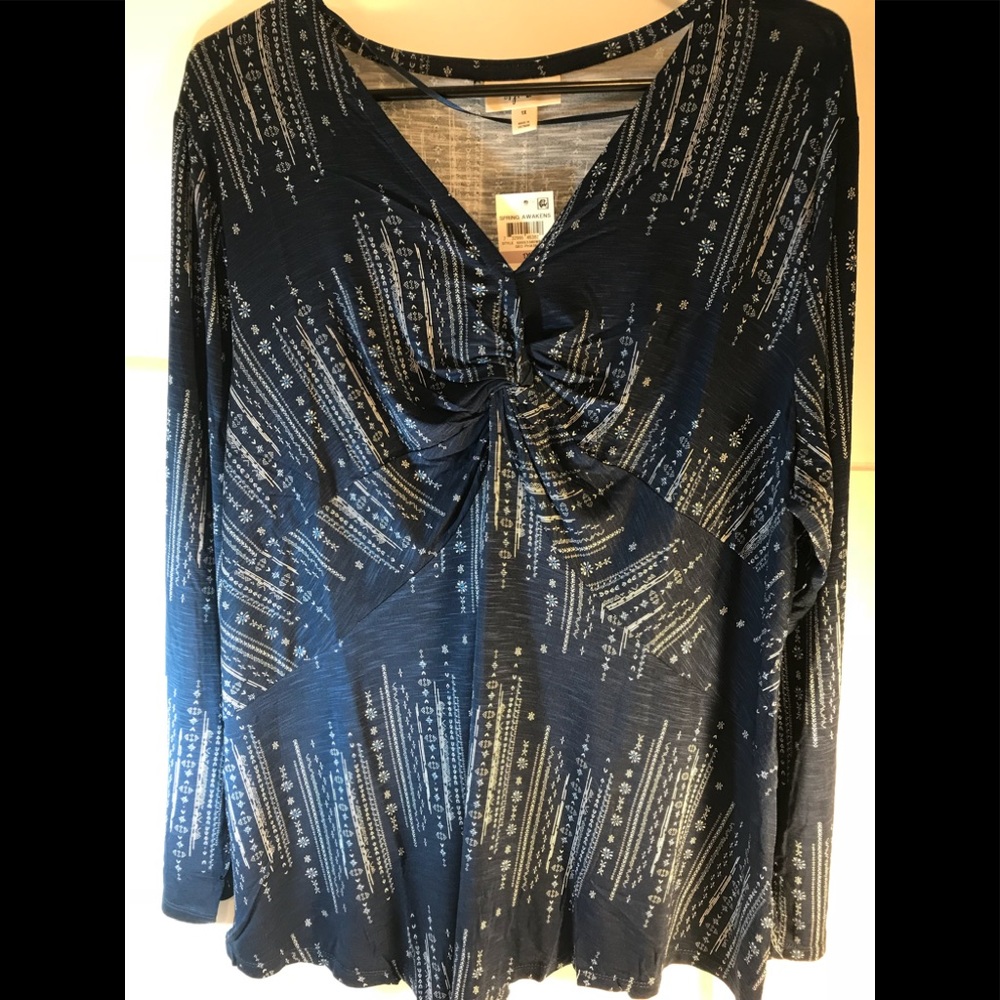 New Style & Co V-Neck Twisted Top 1x